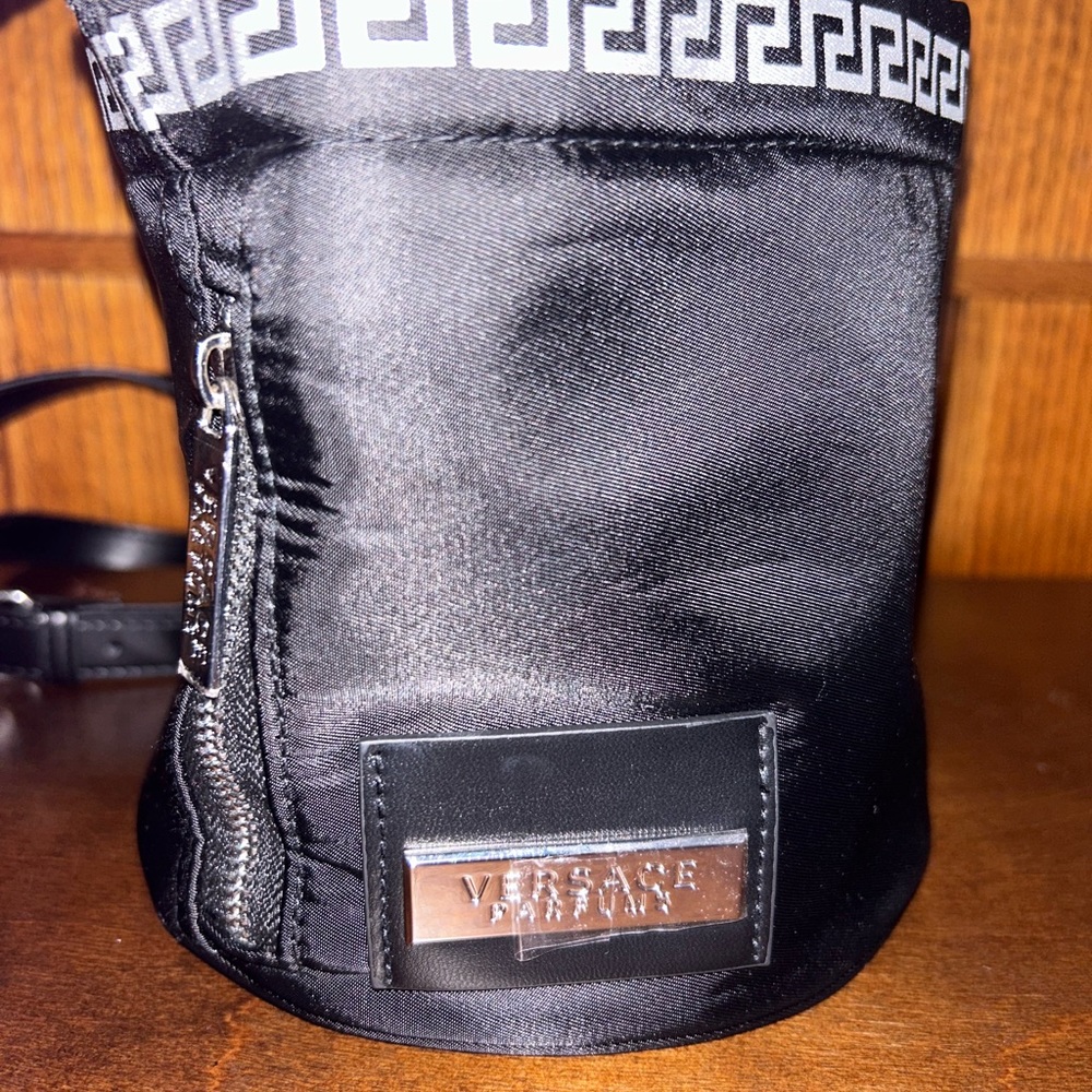 Versace Parfums Cosmetic/ Bucket Bag